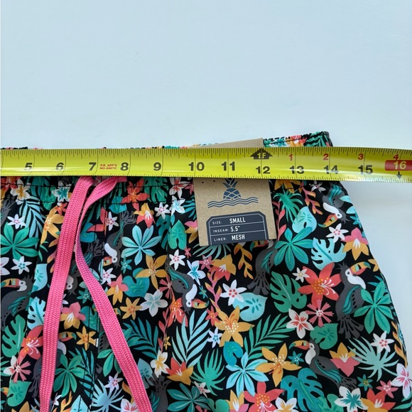 Chubbies Men Classic Swim Trunks Tropical Boomerang Print Size Small 5.5” New - Picture 8 of 11